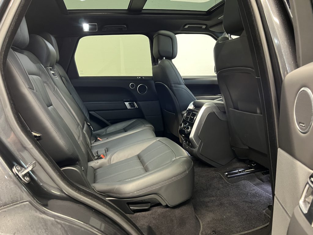 Land Rover Range Rover Sport 2.0 P400e HSE Dynamic Stealth