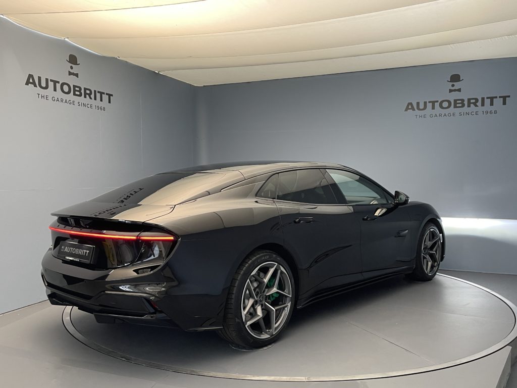Lotus Emeya S