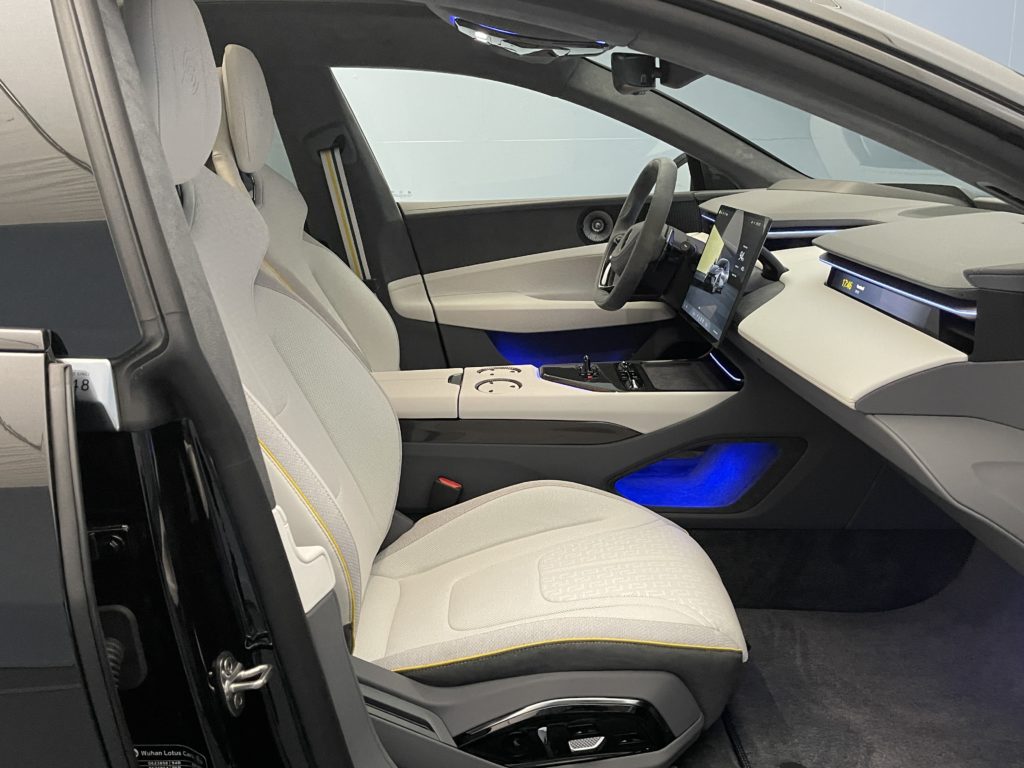 Lotus Emeya S