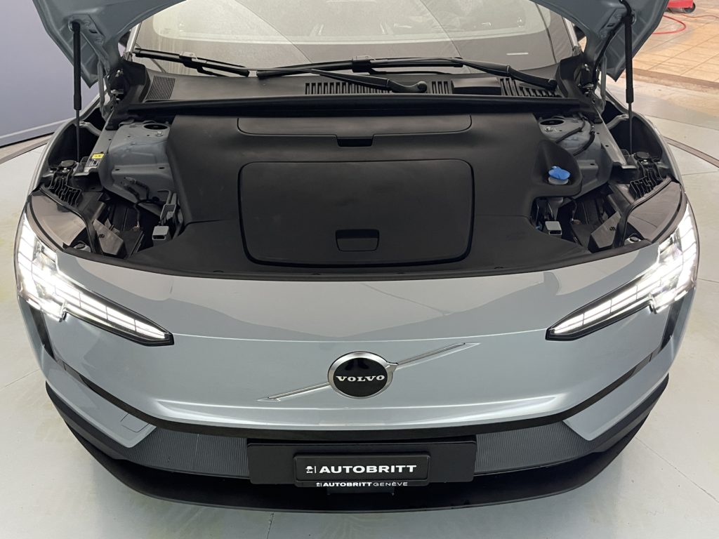Volvo EX30 E40 Core