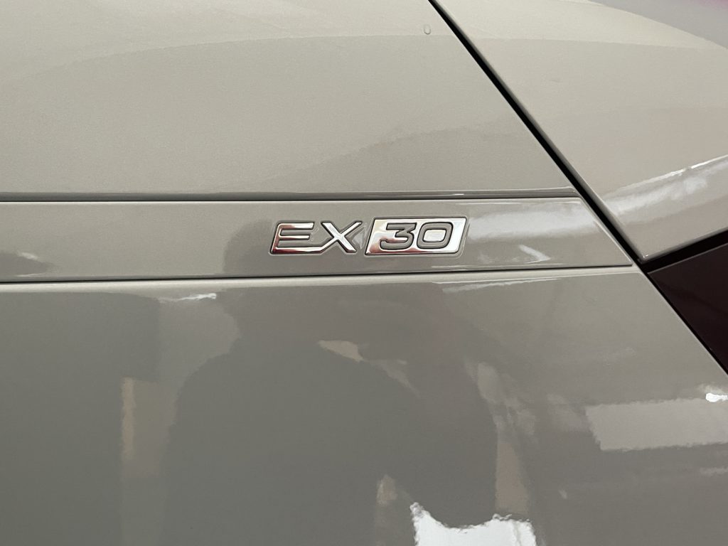 Volvo EX30 E40 Core
