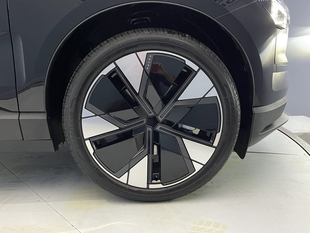 Volvo EX30 E60 Plus