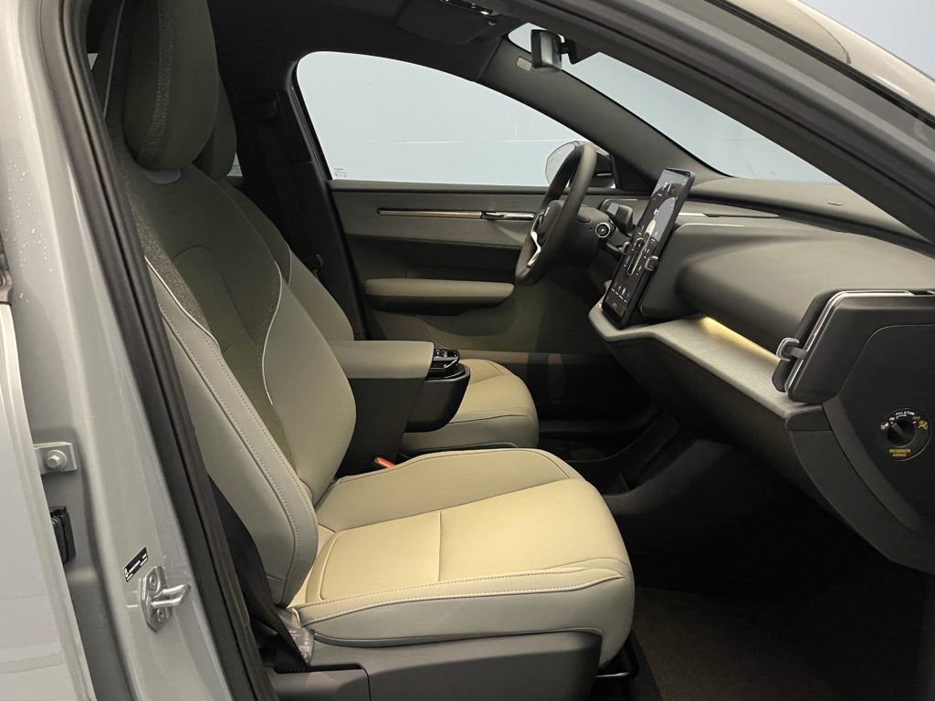 Volvo EX30 E60 Plus