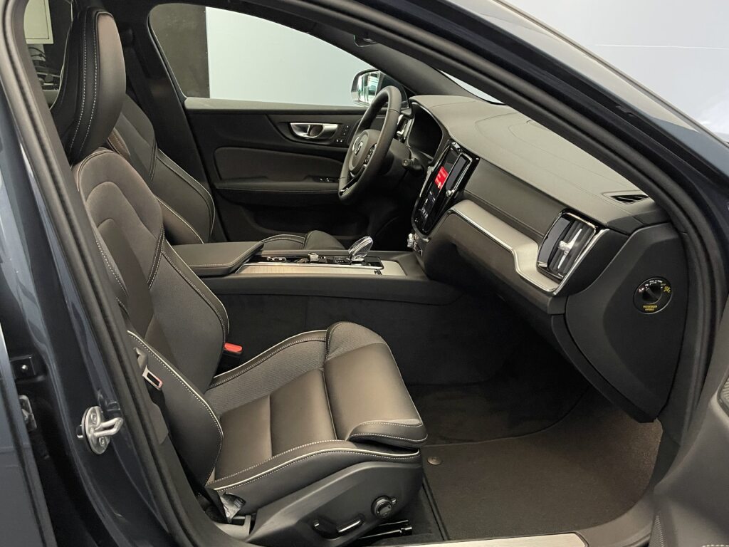 Volvo V60 2.0 B4 Ultra Bright