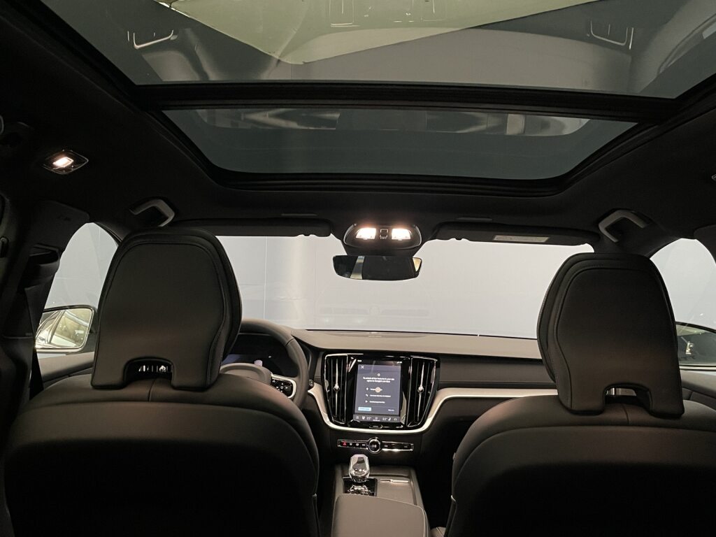 Volvo V60 2.0 B4 Ultra Dark