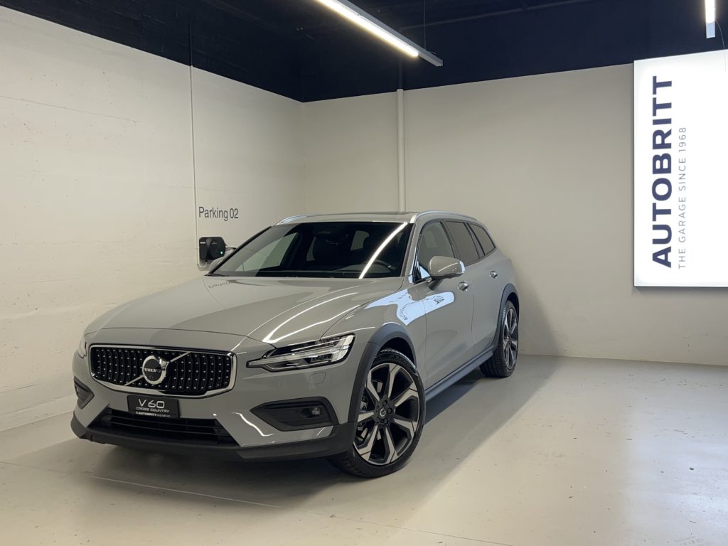 Volvo V60 Cross Country 2.0 B4 Ultimate AWD