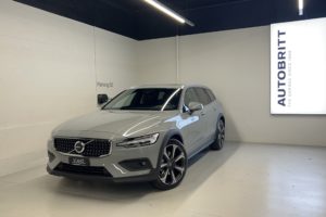 Volvo V60 Cross Country 2.0 B4 Ultimate AWD