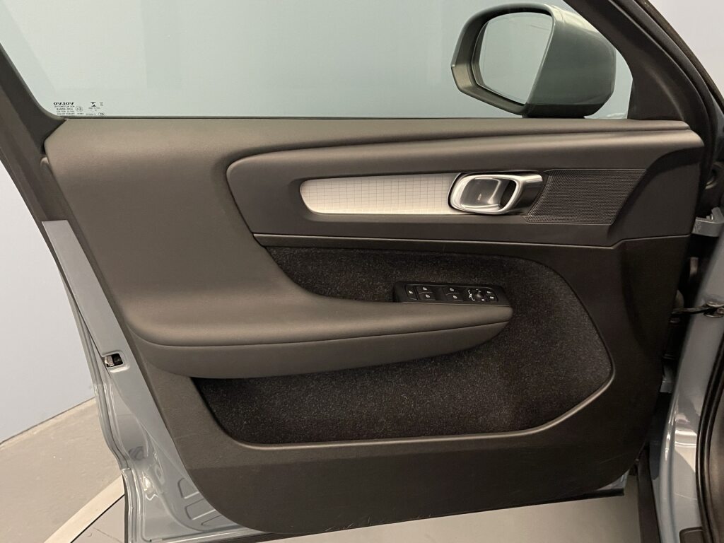 Volvo XC40 1.5 T3 Momentum