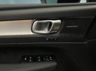 Volvo XC40 2.0 B3 MH Plus Dark