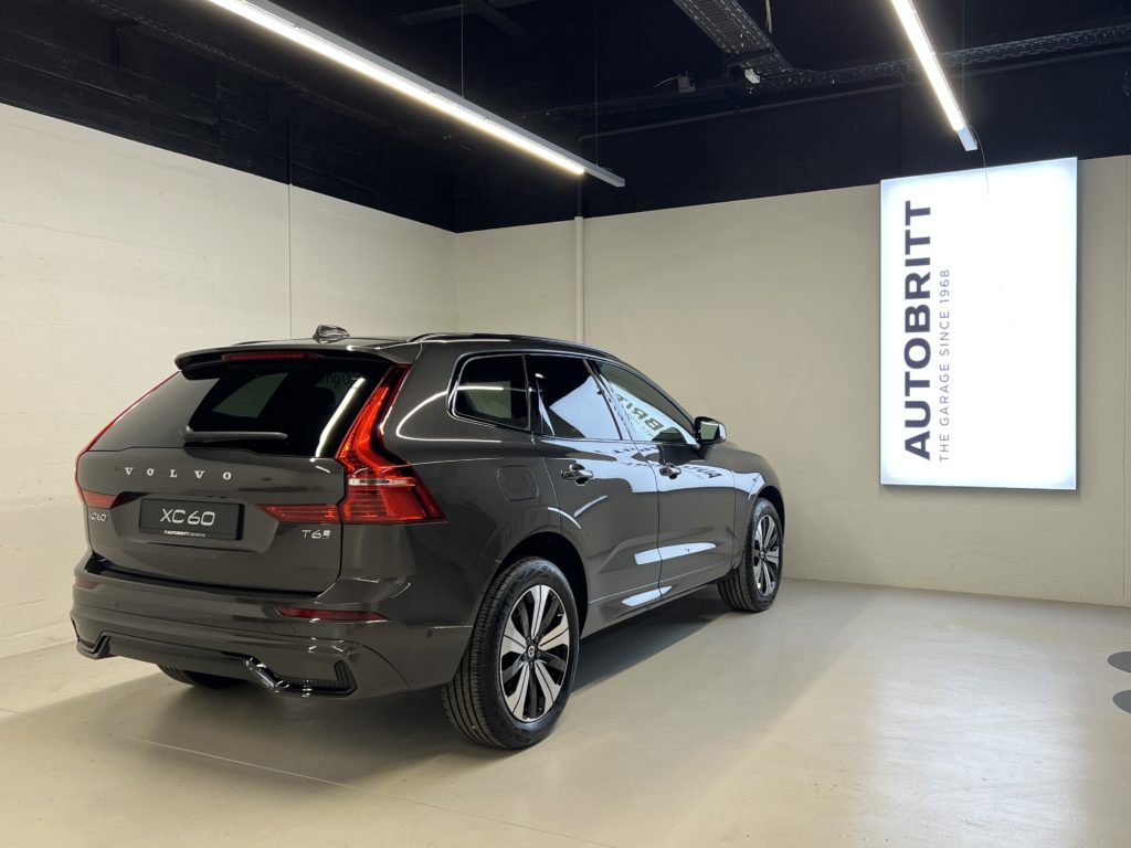 Volvo XC60 2.0 T6 TE Plus Dark eAWD