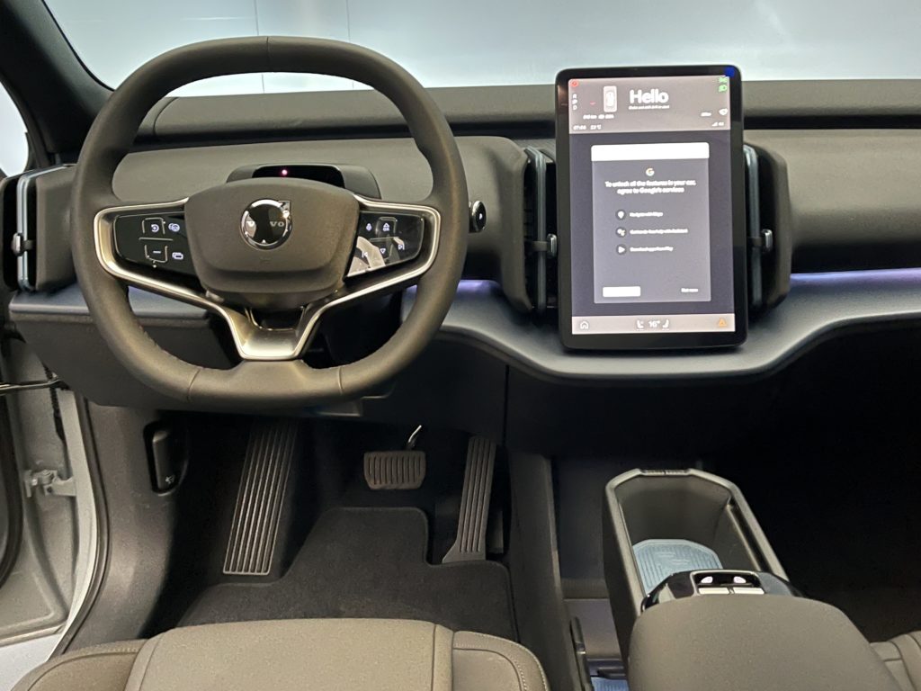 Volvo EX30 CC E60 Twin Performance AWD