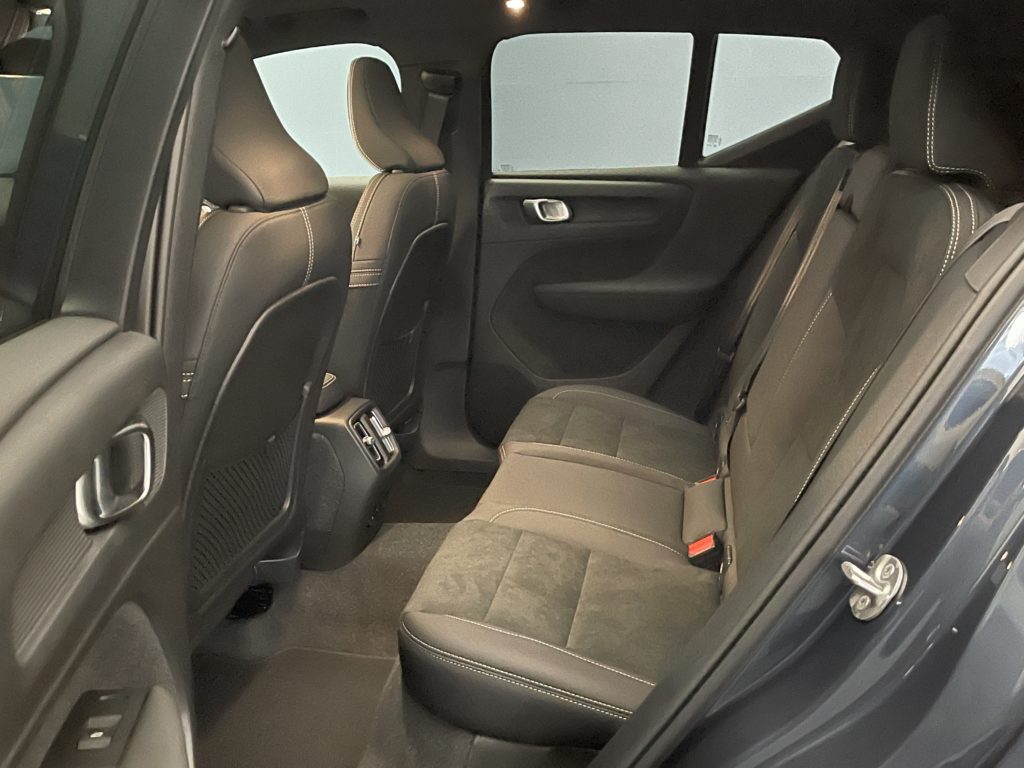Volvo EX40 Twin Black Edition AWD