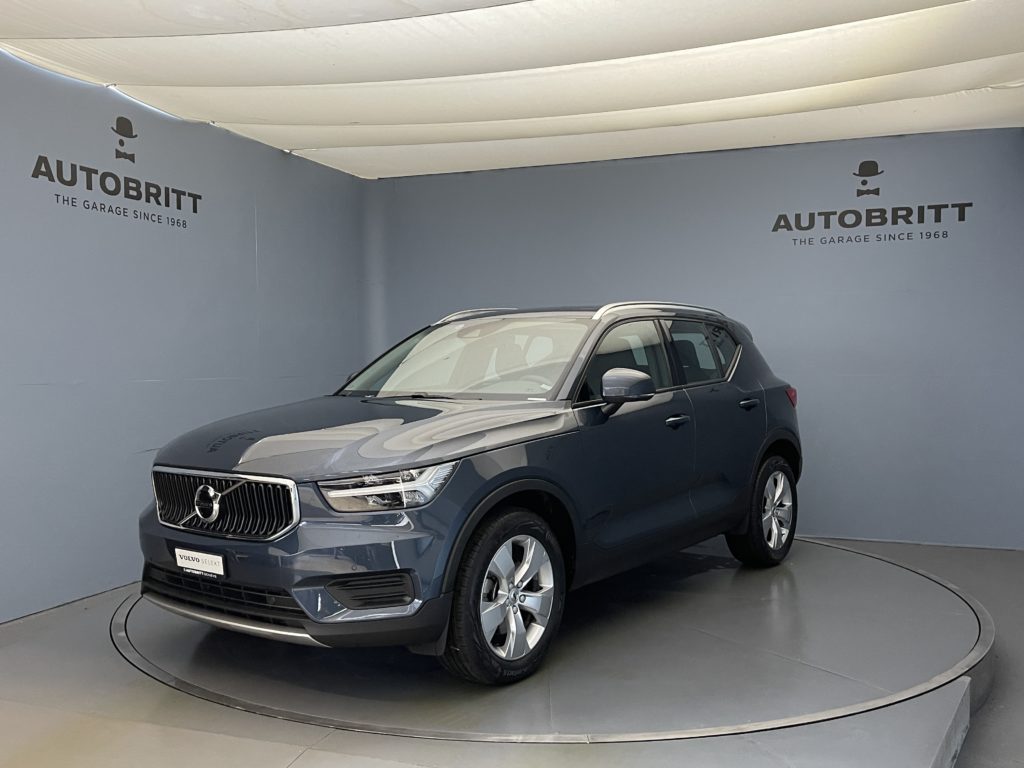 Volvo XC40 2.0 B4 MH Momentum AWD