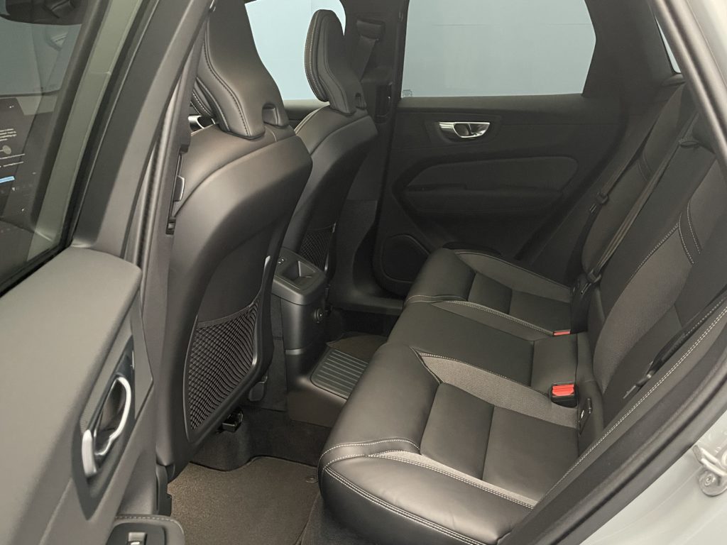 Volvo XC60 2.0 T6 TE Black Edition eAWD
