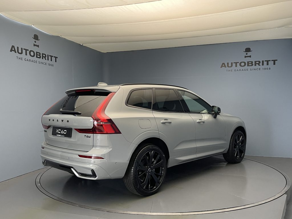 Volvo XC60 2.0 T6 TE Black Edition eAWD