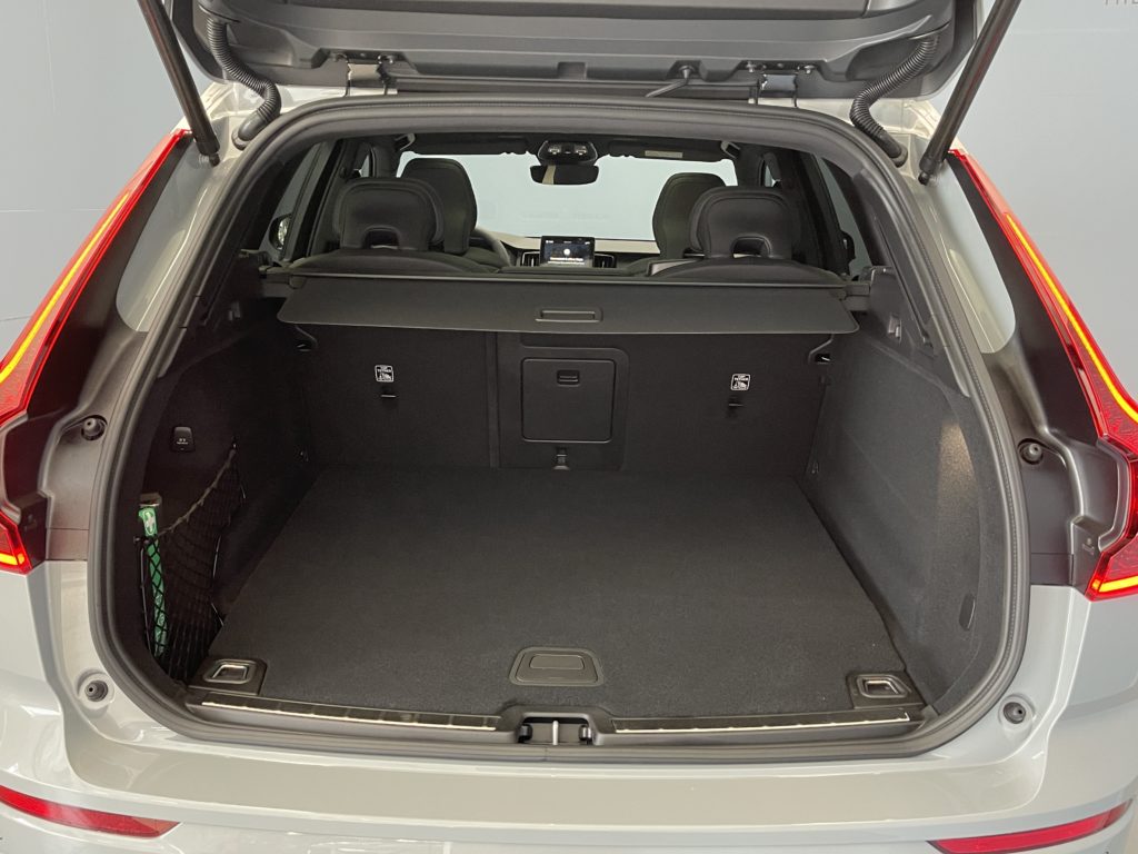 Volvo XC60 2.0 T6 TE Black Edition eAWD