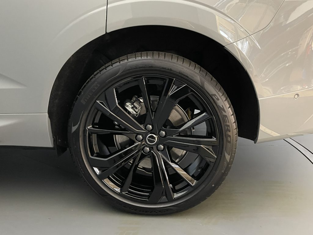 Volvo XC60 2.0 T6 TE Black Edition eAWD