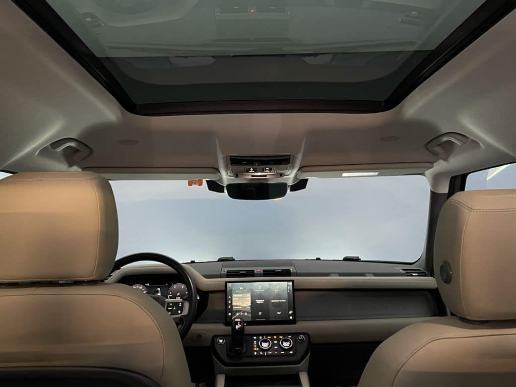 Land Rover Defender 130 3.0 D I6 SE