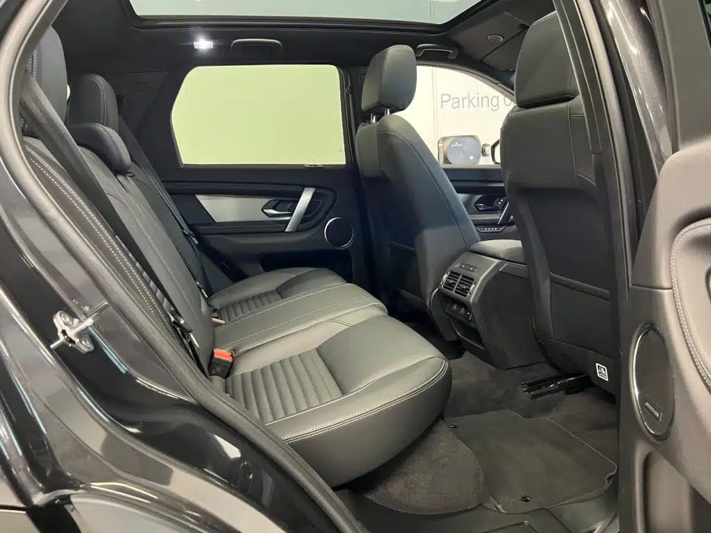 Land Rover Discovery Sport 1.5 T 300e Dynamic SE