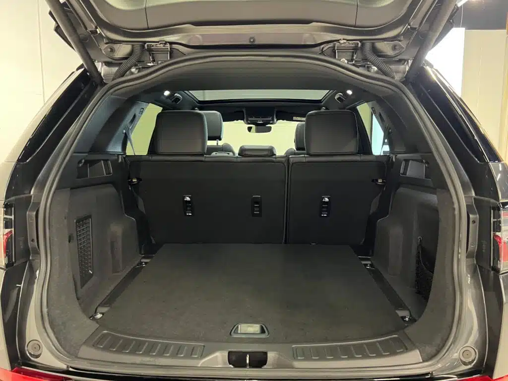 Land Rover Discovery Sport 1.5 T 300e Dynamic SE