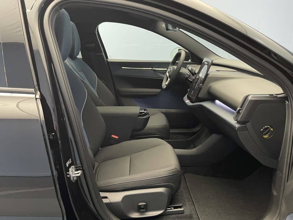 Volvo EX30 E60 Twin Ultra Performance AWD