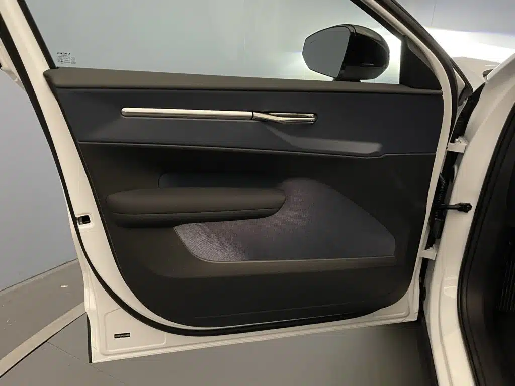 Volvo EX30 Single Motor Extended Range