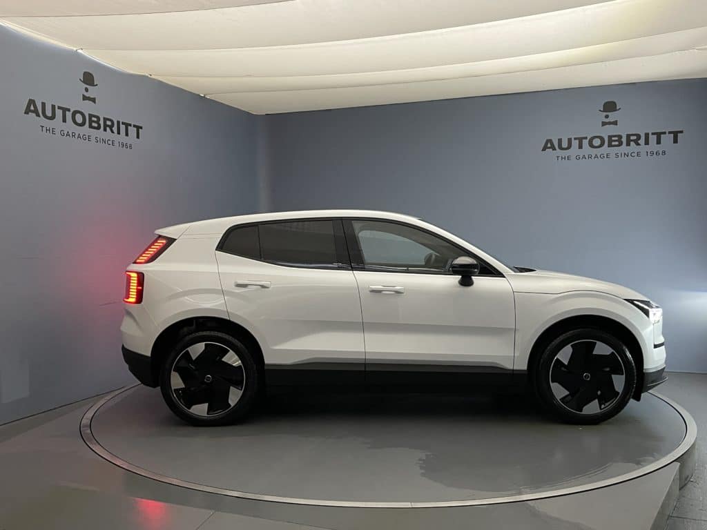 Volvo EX30 Single Motor Extended Range