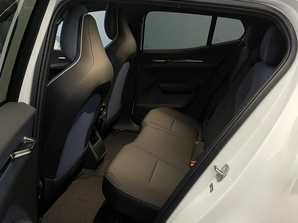 Volvo EX30 Single Motor Extended Range