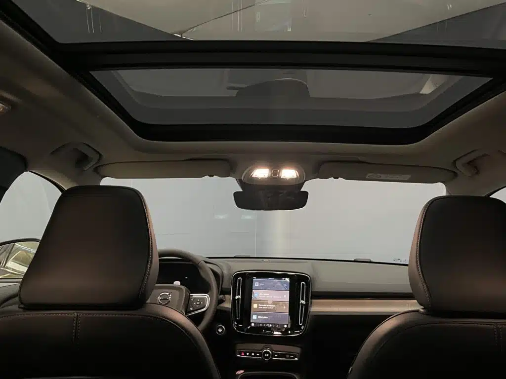 Volvo XC40 2.0 B3 MH Plus Dark
