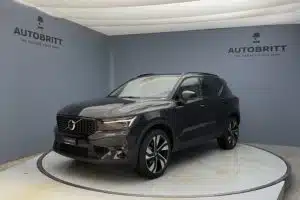 Volvo XC40 2.0 B3 MH Plus Dark