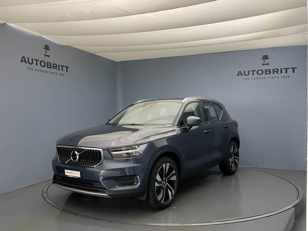 Volvo XC40 2.0 B4 MH Momentum AWD
