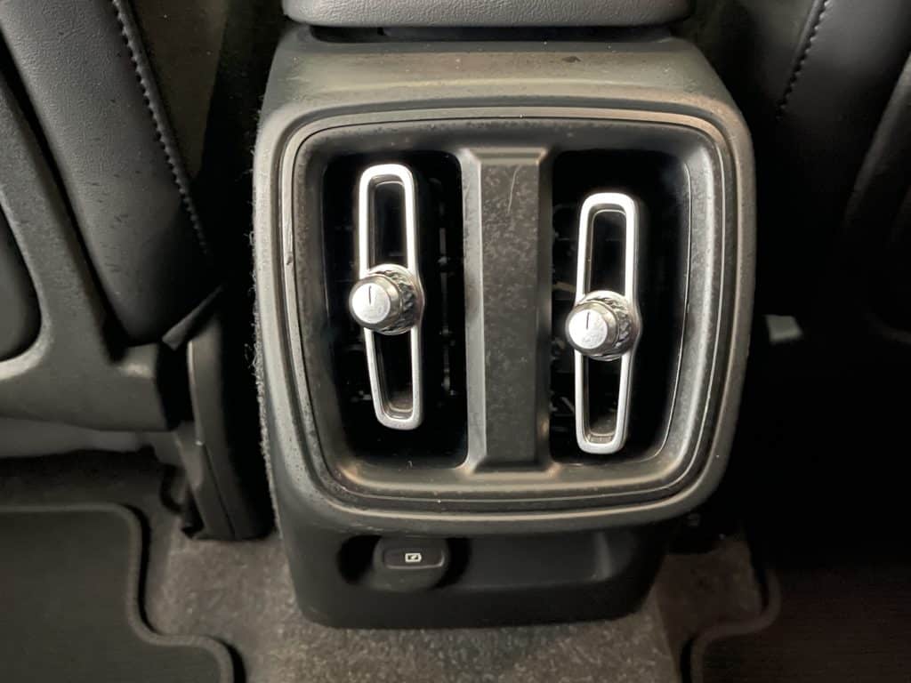 Volvo XC40 2.0 B4 MH R-Design AWD