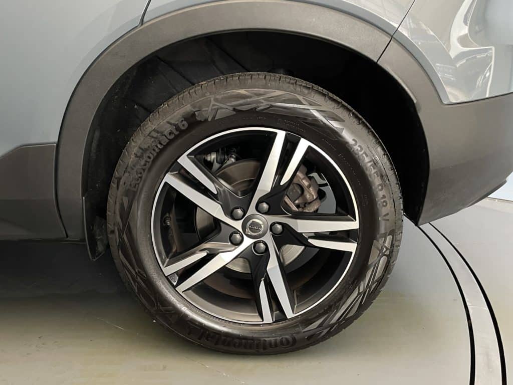 Volvo XC40 2.0 B4 MH R-Design AWD