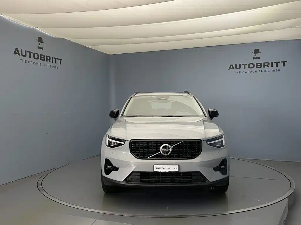 Volvo XC40 2.0 B4 MH Ultra Dark