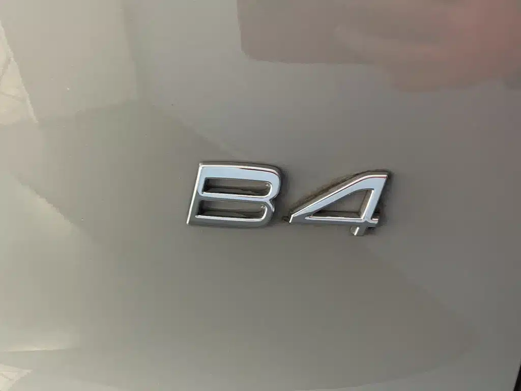 Volvo XC40 2.0 B4 MH Ultra Dark