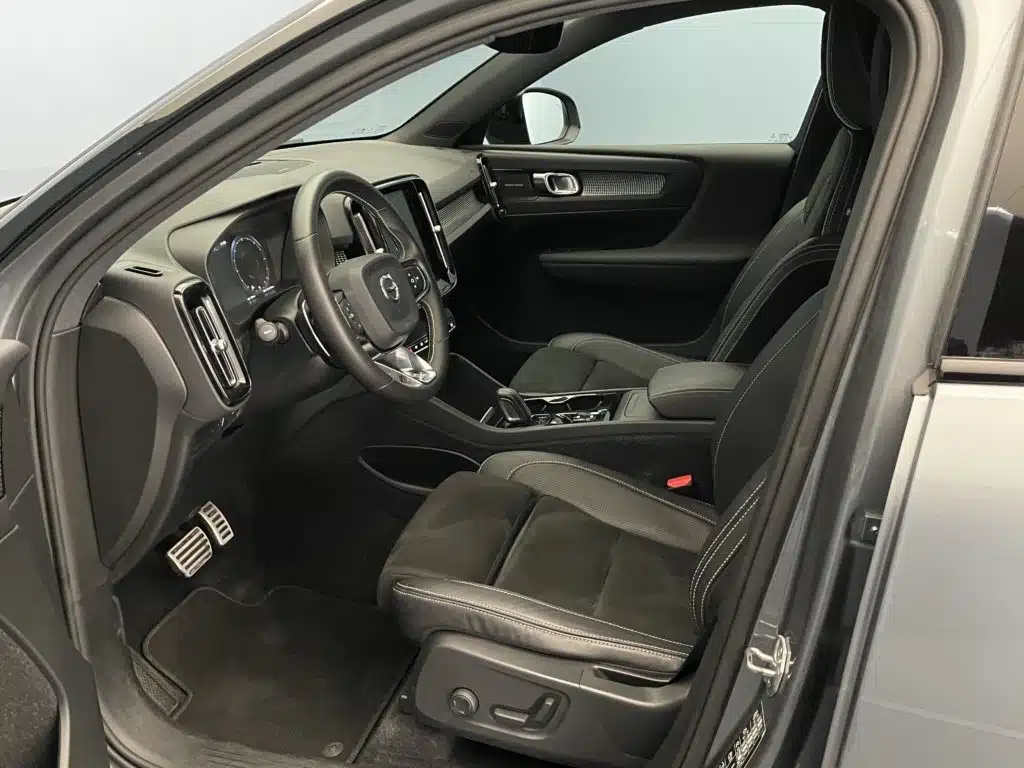 Volvo XC40 2.0 D4 R-Design AWD