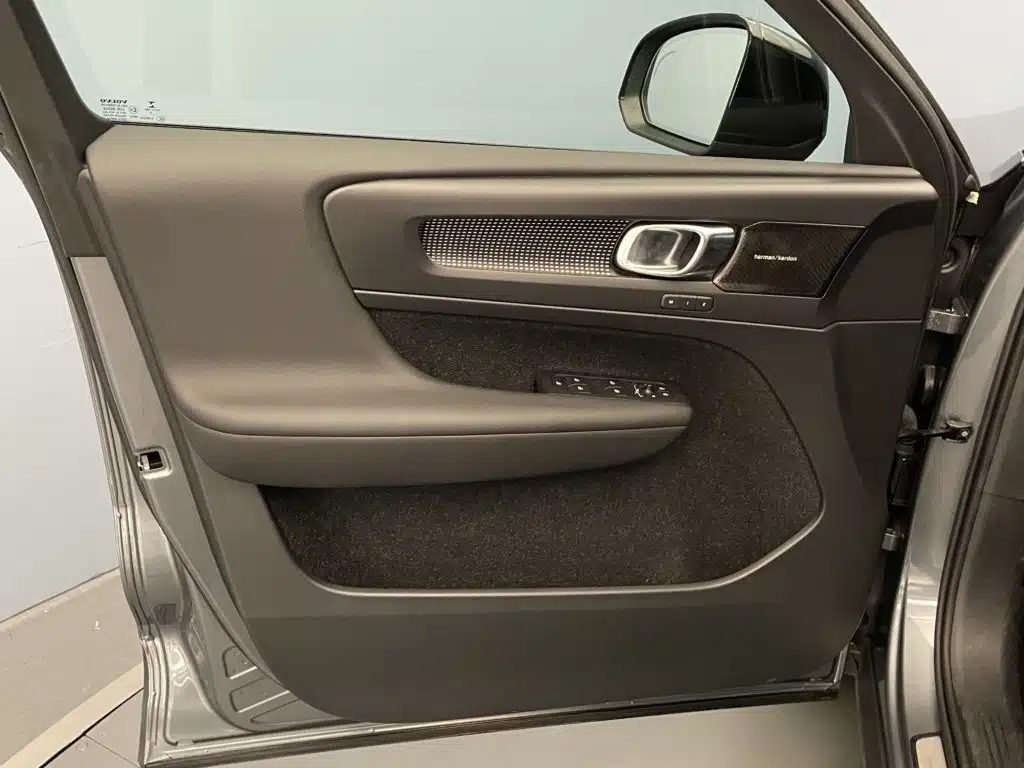 Volvo XC40 2.0 D4 R-Design AWD