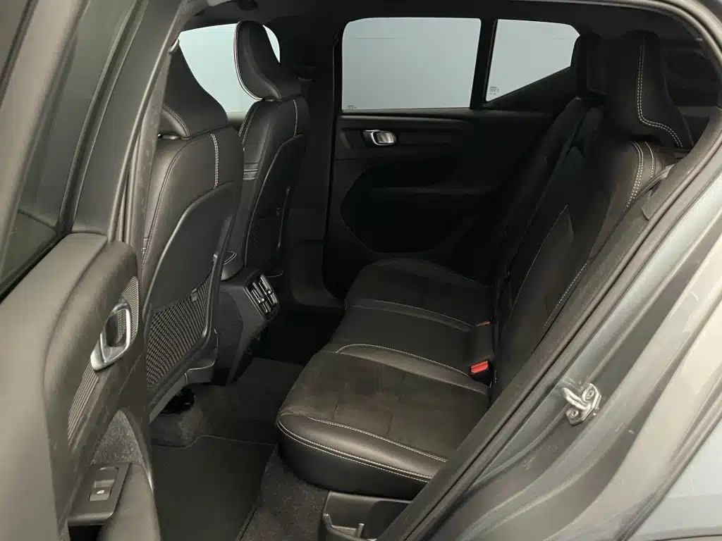Volvo XC40 2.0 D4 R-Design AWD