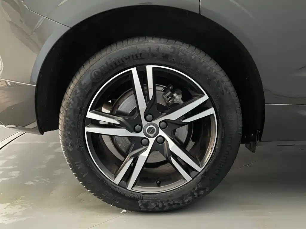 Volvo XC60 2.0 T6 TE R-Design eAWD