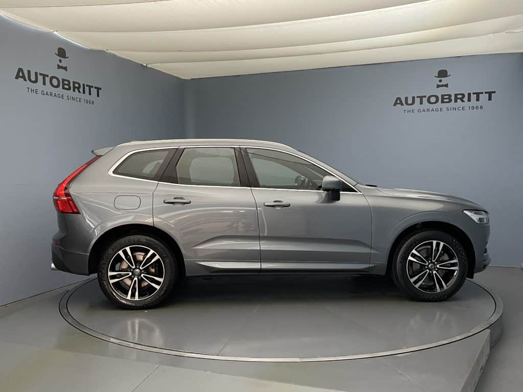Volvo XC60 2.0 T8 TE Momentum eAWD