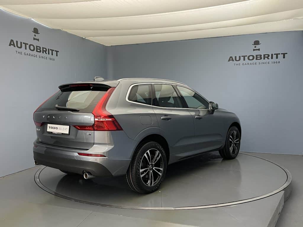 Volvo XC60 2.0 T8 TE Momentum eAWD