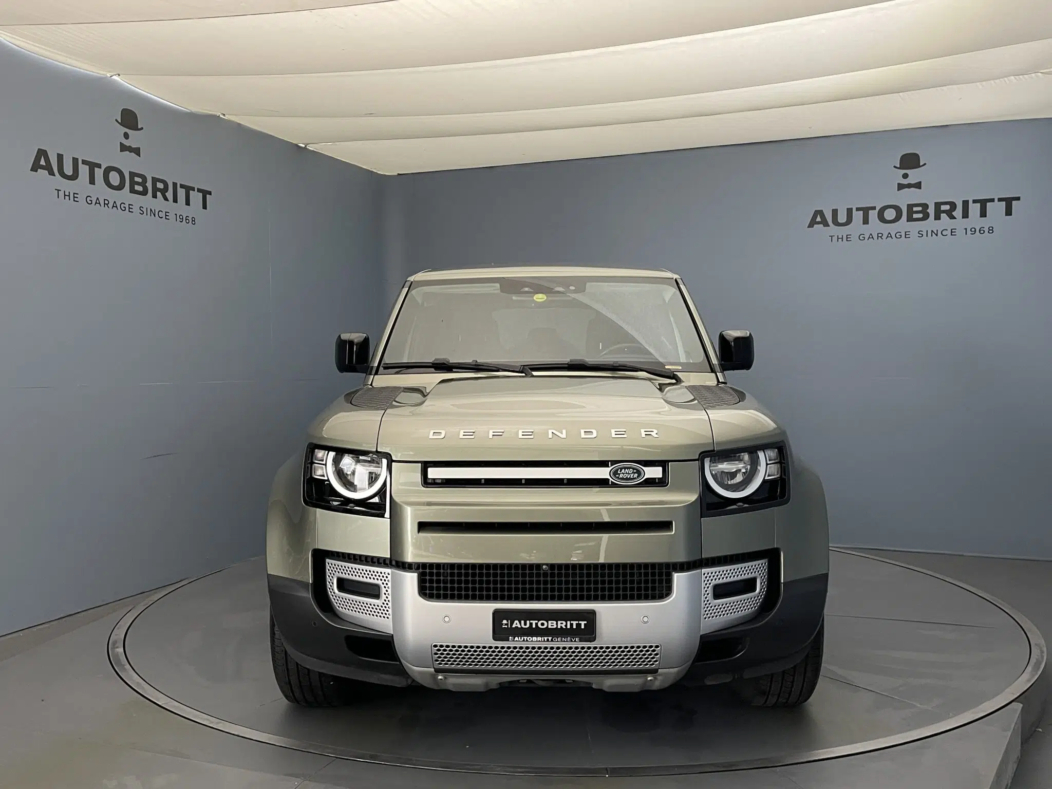 Land Rover Defender 110 2.0 SD4 240 S