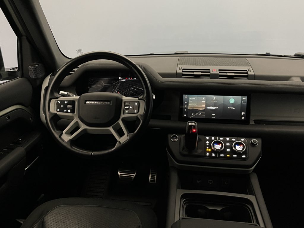 Land Rover Defender 110 2.0 SD4 240 S