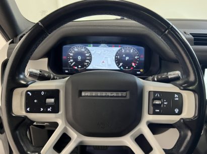 Land Rover Defender 110 3.0 D I6 250