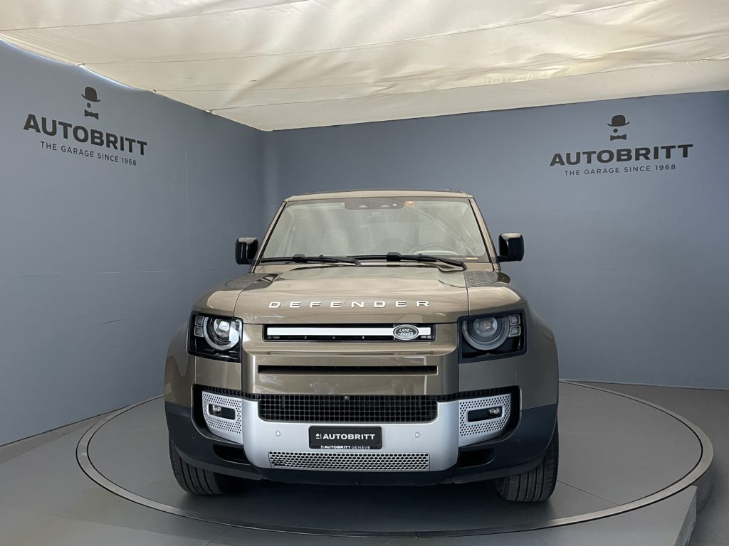 Land Rover Defender 130 3.0 D I6 SE