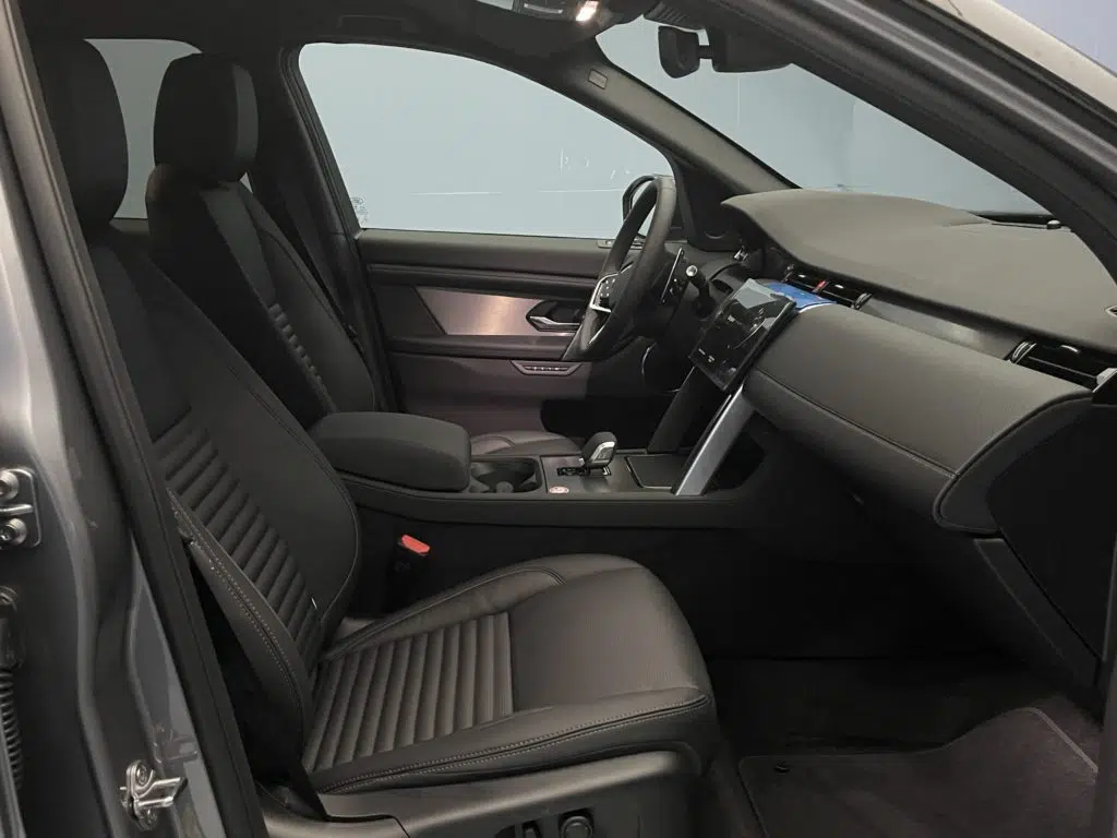 Land Rover Discovery Sport 1.5 T 270e Dynamic SE