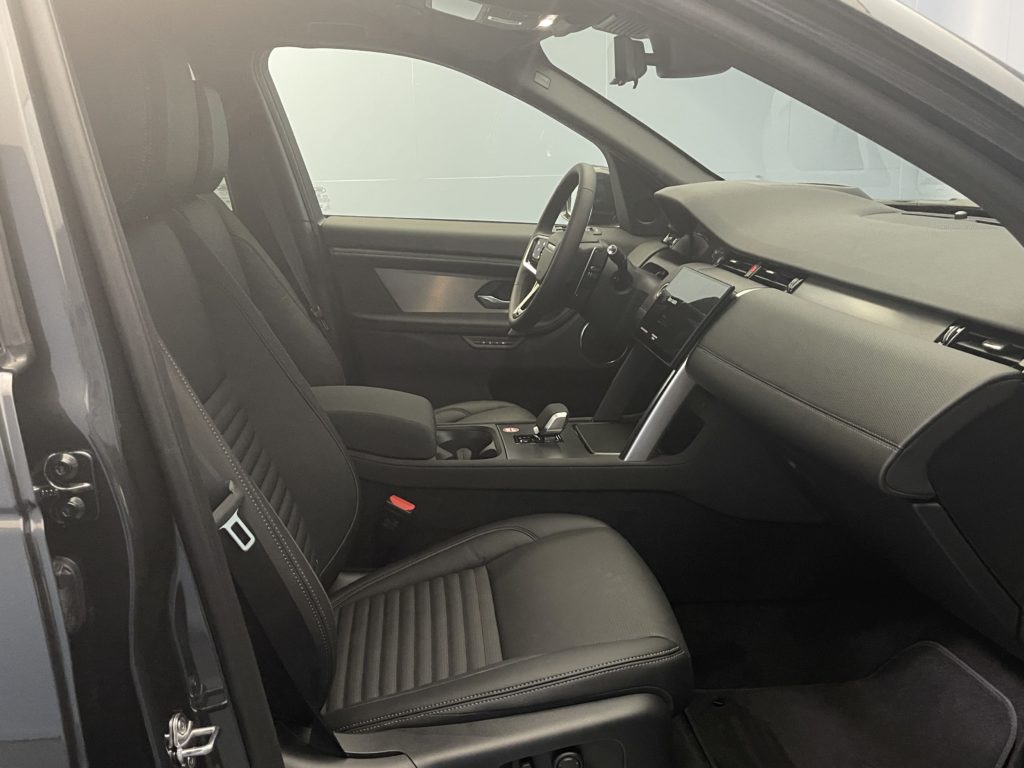 Land Rover Discovery Sport 1.5 T 270e Dynamic SE