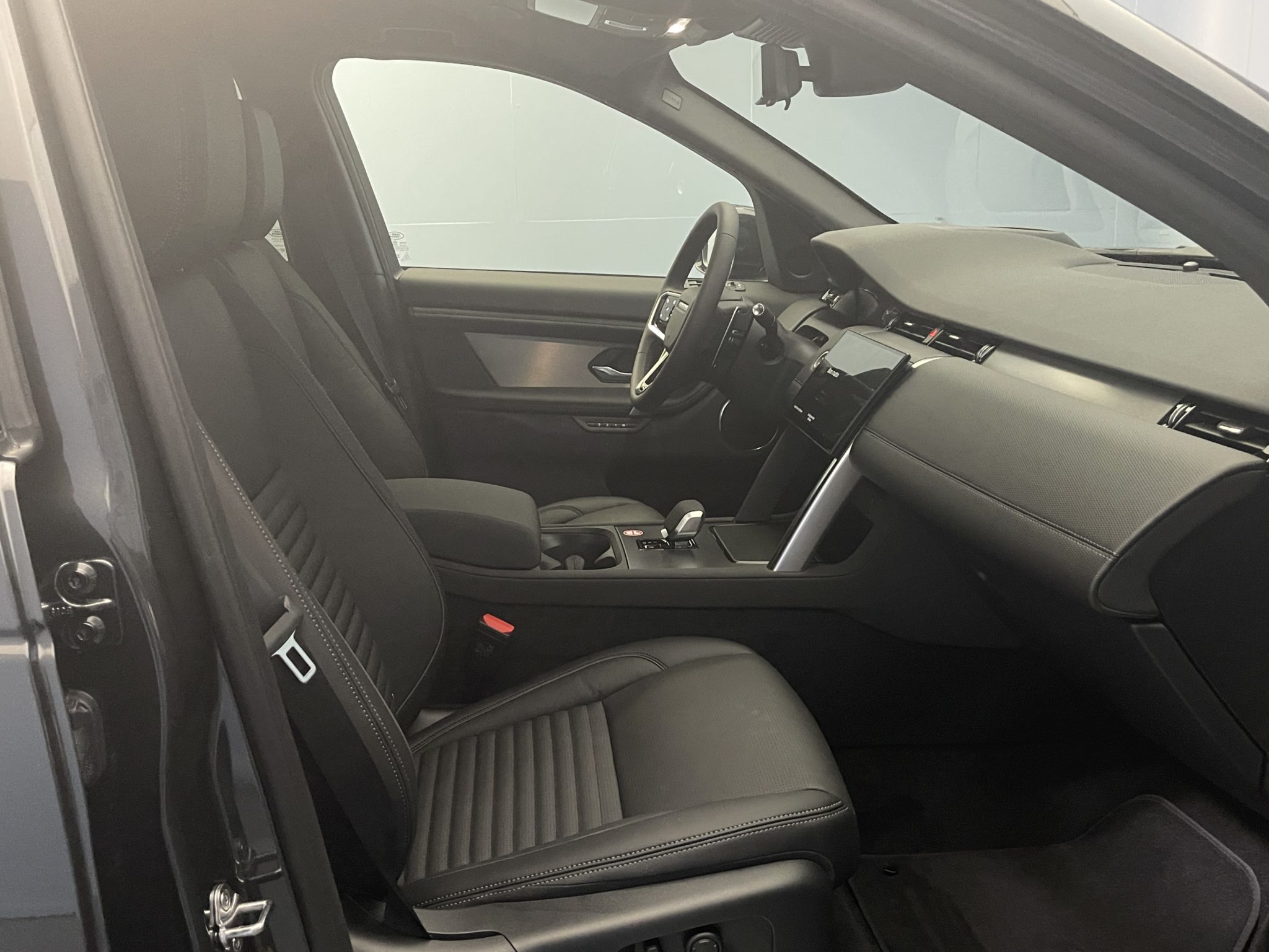 Land Rover Discovery Sport 1.5 T 270e Dynamic SE