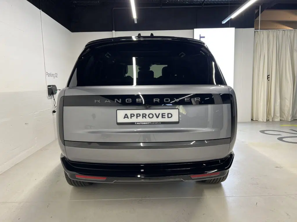 Land Rover Range Rover 3.0 I6 P550e HSE