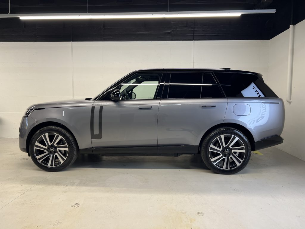 Land Rover Range Rover 3.0 I6 P550e HSE